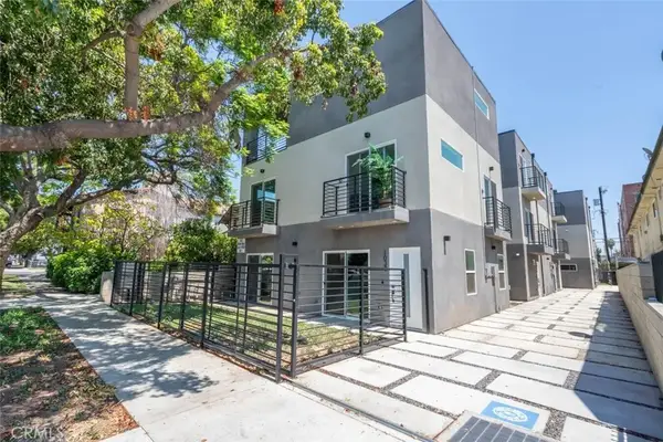1032 N Oxford, Los Angeles, CA 90029