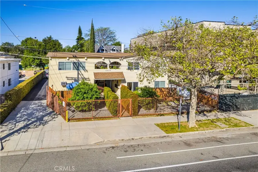 5923 Woodman Avenue, Valley Glen, CA 91401 - #2