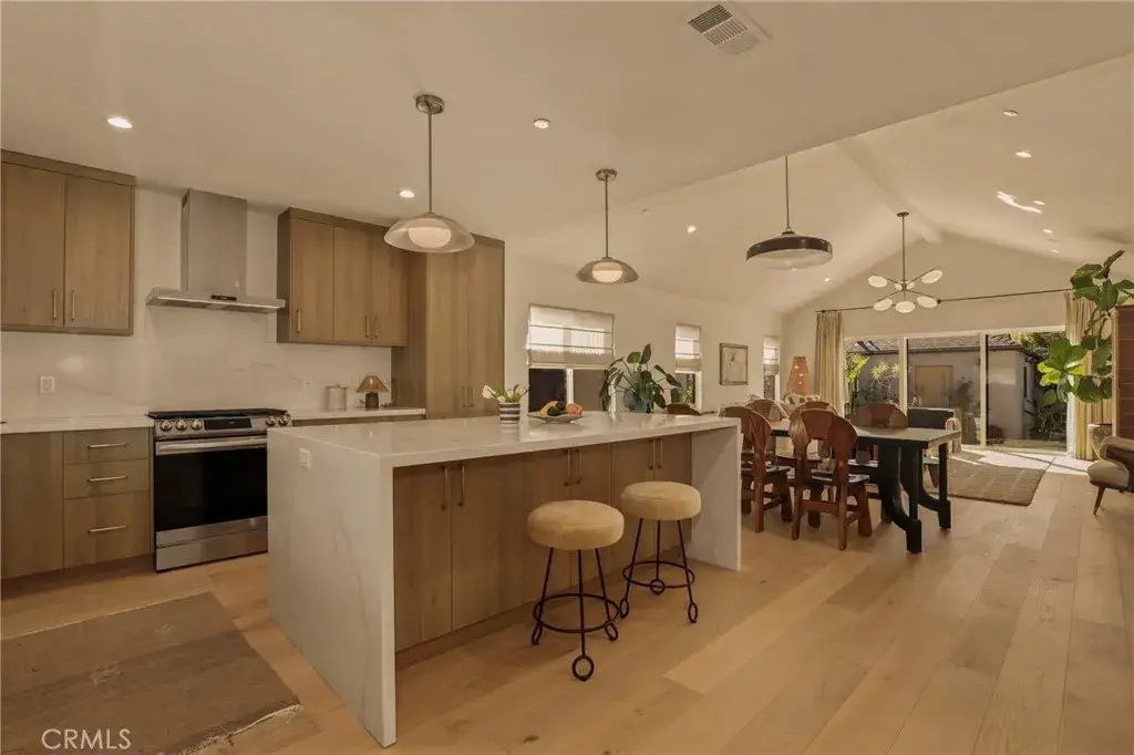 3715 Hillcrest Drive, Los Angeles, CA 90016 - #1
