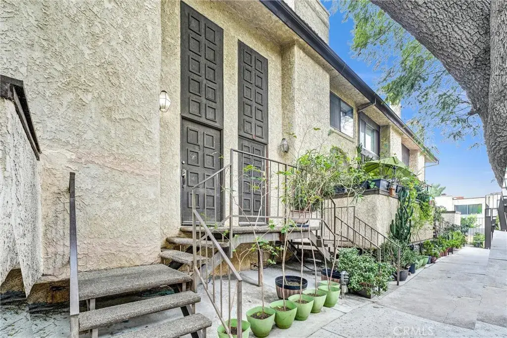8750 Kester #31, Panorama City, CA 91402 - #1