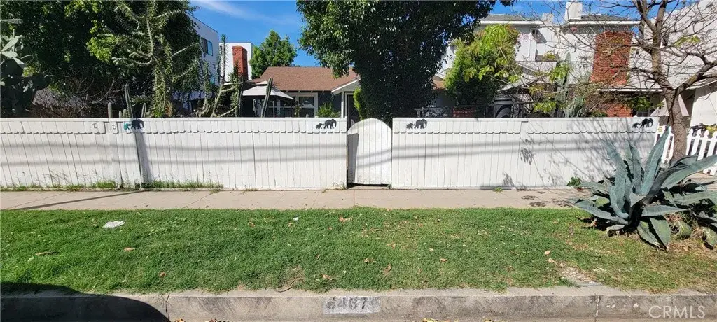6467 Woodley, Van Nuys, CA 91406 - #1