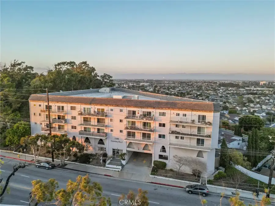 1108 Camino Real #406, Redondo Beach, CA 90277 - #3