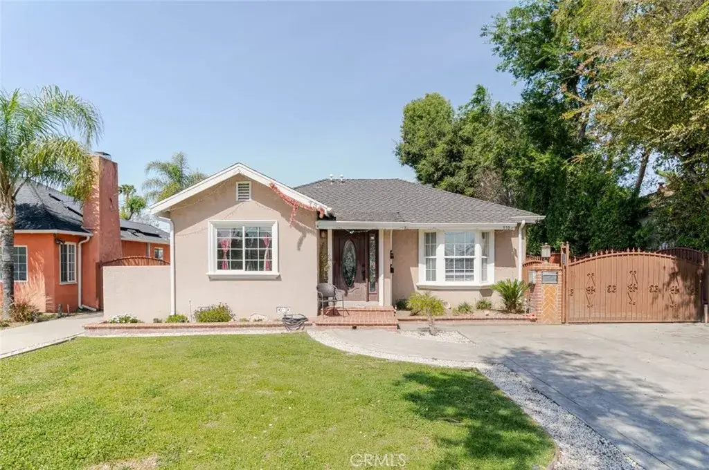 731 & 733 N. Alexander Street, San Fernando, CA 91340 - #1