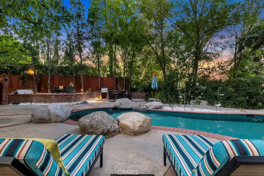 5025 Delita, Woodland Hills, CA 91364 - #3