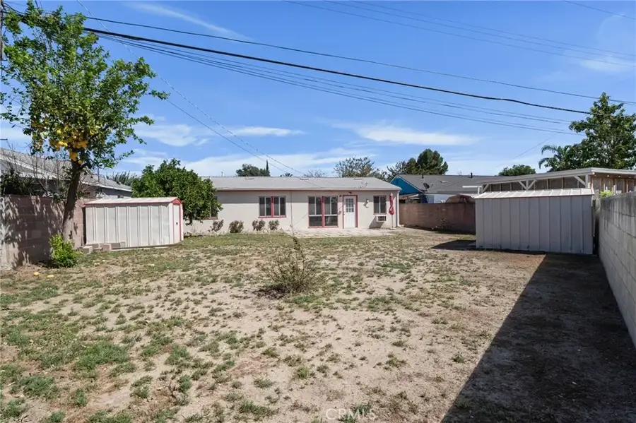 8207 Yarmouth, Reseda, CA 91335 - #3