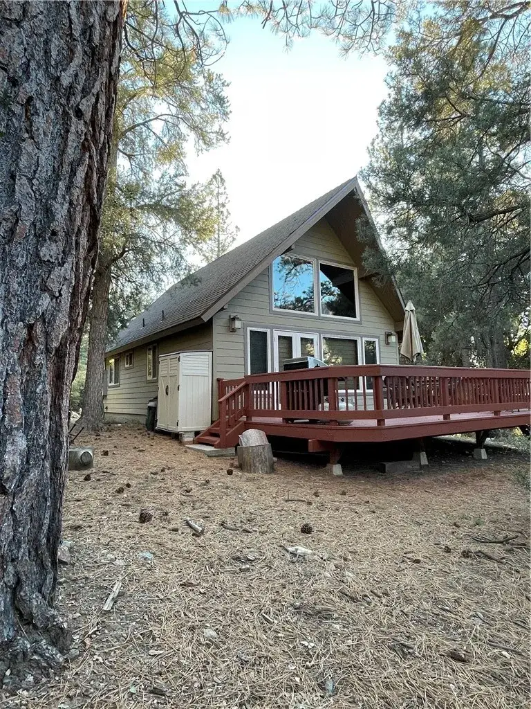2328 Rhine Ct., Pine Mountain Club, CA 93222 - #2