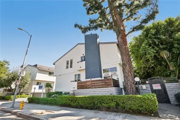 12390 Chandler Boulevard #J, Valley Village, CA 91607