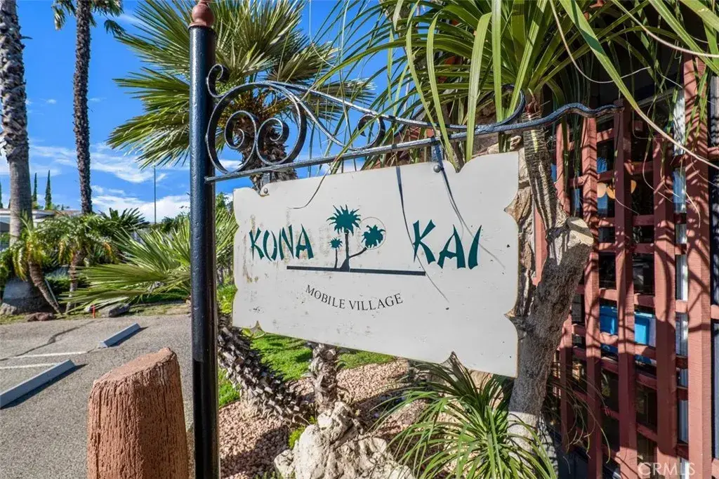 8800 Eton #31, Canoga Park, CA 91304 - #1