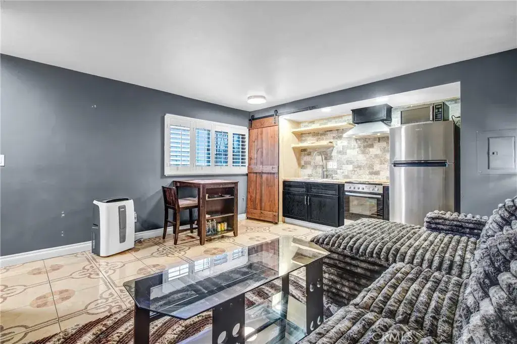 7904 Laurel Canyon #12, North Hollywood, CA 91605 - #1