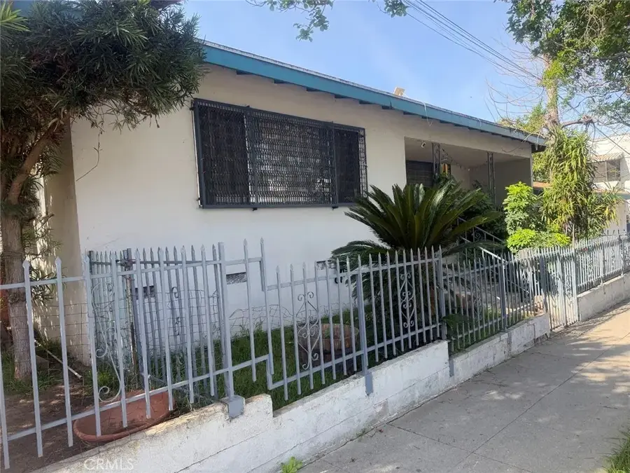 2468 W Avenue 32, Los Angeles, CA 90065 - #3