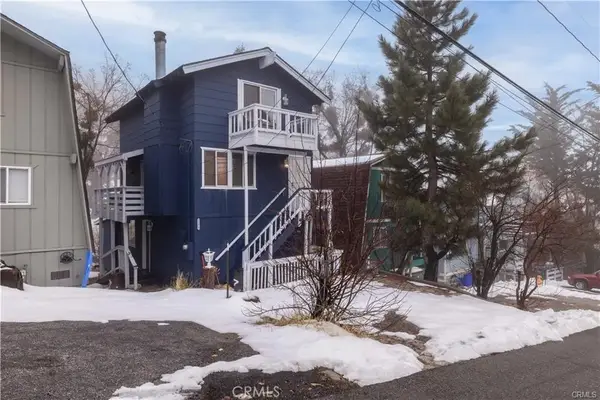 33417 Cedar Dr, Arrowbear, CA 92382