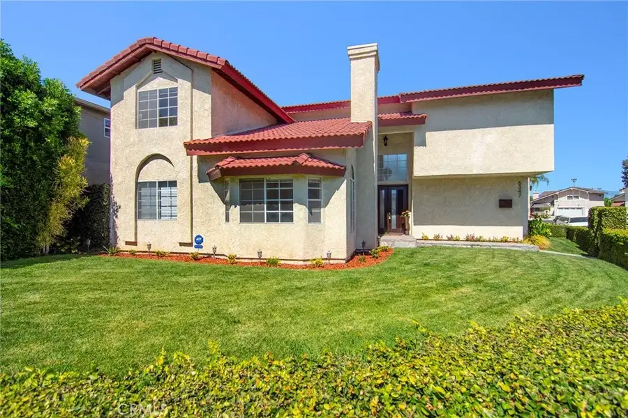 6347 Wynne Avenue, Tarzana, CA 91335 - #2