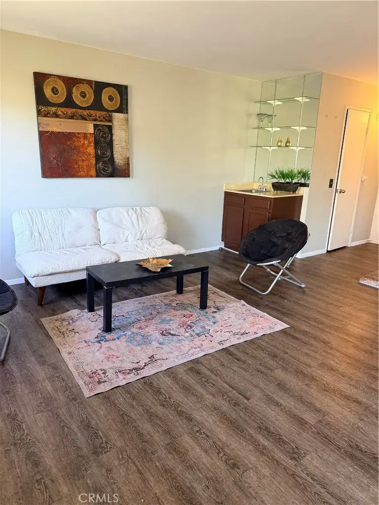 10215 Variel, Chatsworth, CA 91311 - #3