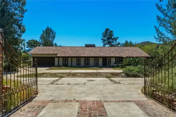 11560 Darling Road, Agua Dulce, CA 91390