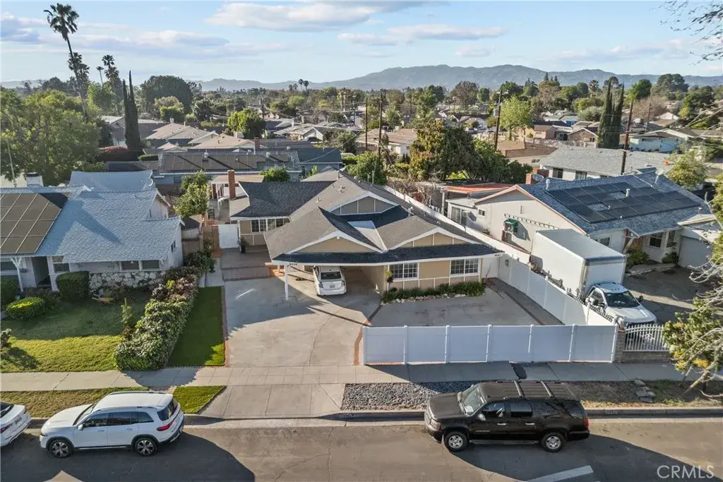 9559 Natick, North Hills, CA 91343 - #1