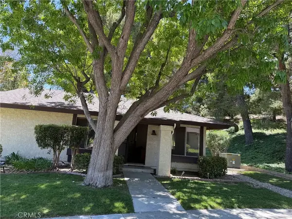 26331 Oakspur, Newhall, CA 91321