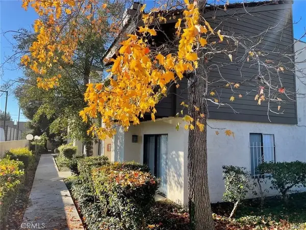 10001 Topanga Canyon Blvd #17, Chatsworth, CA 91311