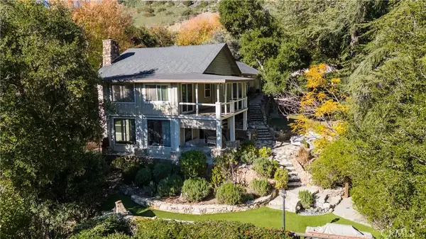 2305 Sugarloaf Drive, Agoura Hills, CA 91301