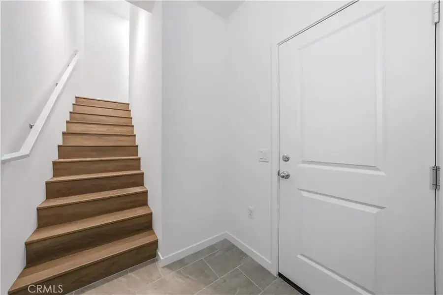 9427 N Sepulveda Blvd. #5, North Hills, CA 91343 - #3