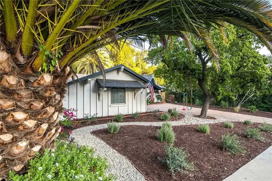 7112 Darnoch, West Hills, CA 91307 - #2