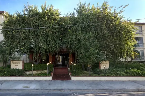 12830 Burbank #307, Valley Village, CA 91607