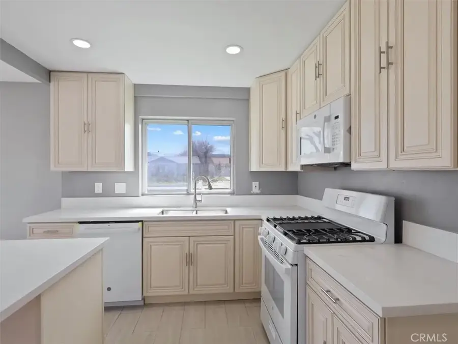 5149 W Avenue L14, Lancaster, CA 93536 - #3