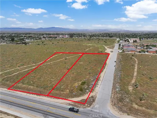 37 Avenue L8, Quartz Hill, CA 93536