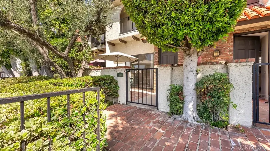 1719 Rogers Place #33H, Burbank, CA 91504 - #2