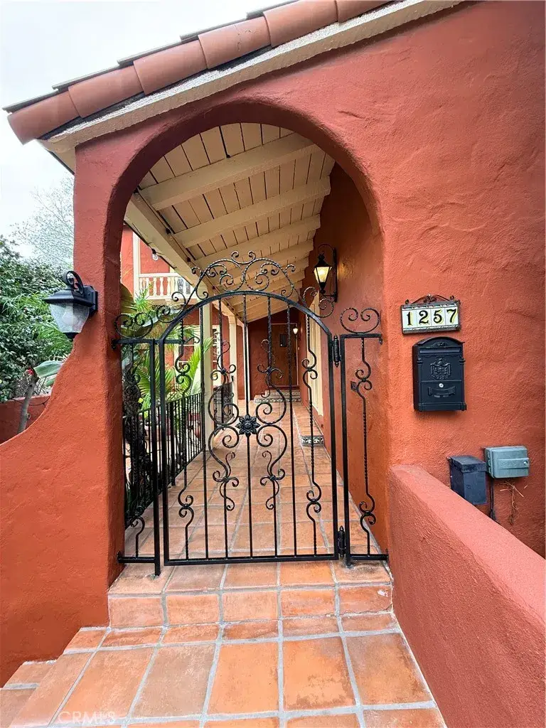 1257 Cordova Avenue, Glendale, CA 91207 - #2