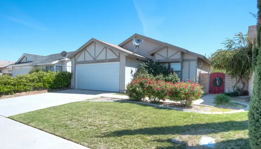 2718 E Avenue South, Palmdale, CA 93550 - #3