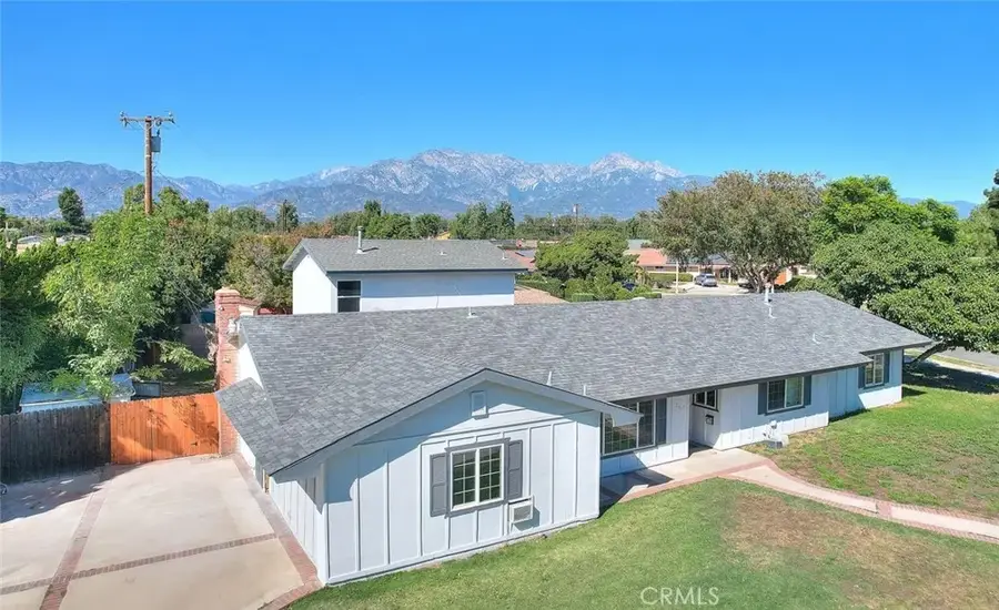 340 W Caroline Street, Ontario, CA 91762 - #3