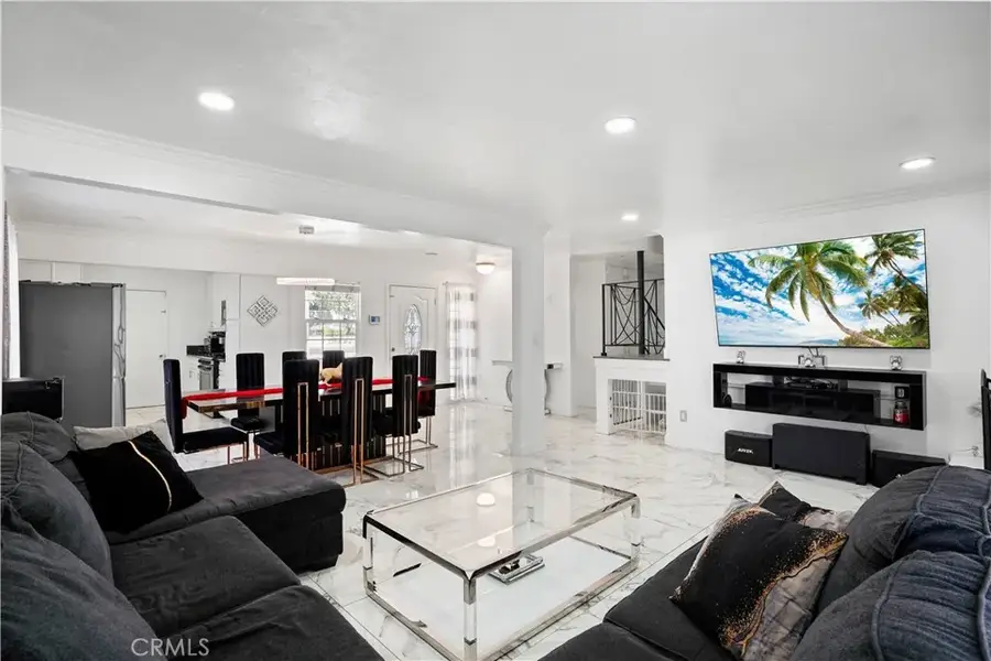 9021 Oneida Avenue, Sun Valley, CA 91352 - #2