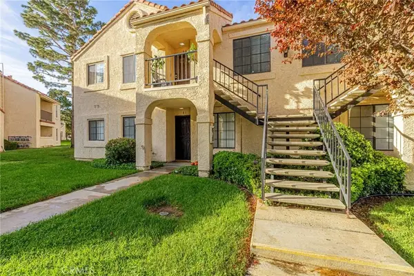 2554 Olive #82, Palmdale, CA 93550