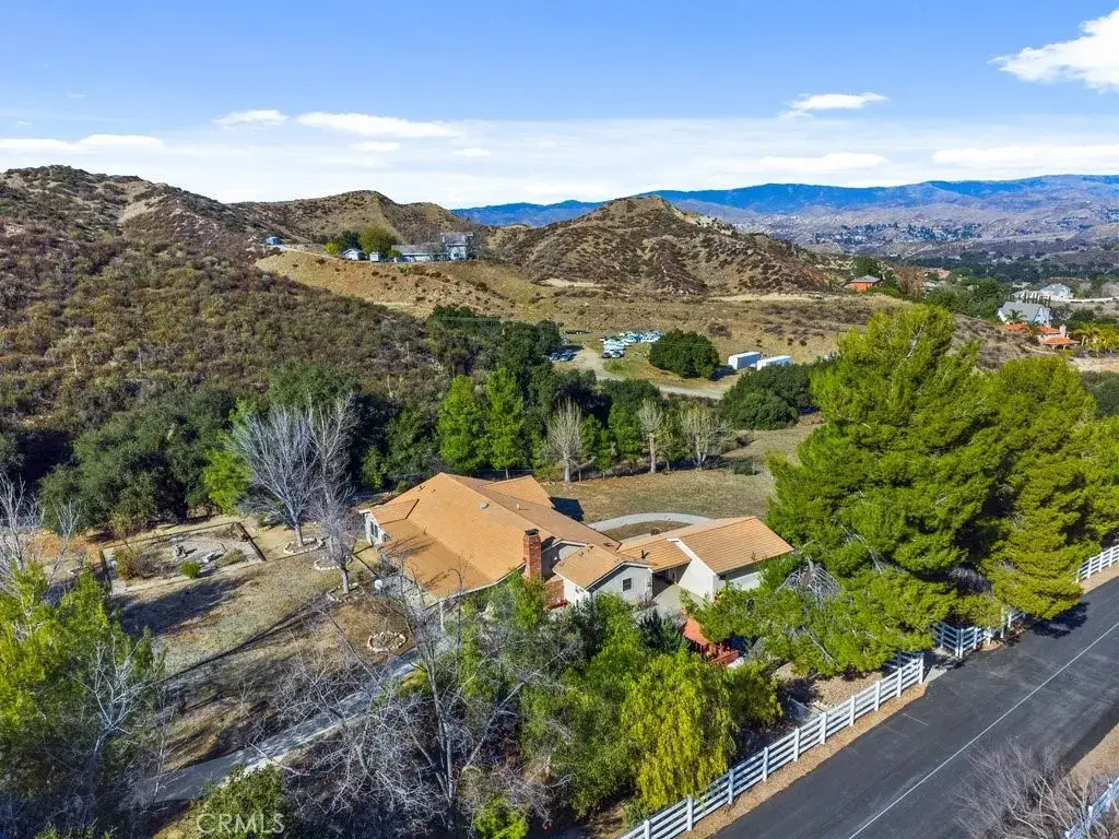26615 Mountain Park Road, Canyon Country, CA 91387 - #1