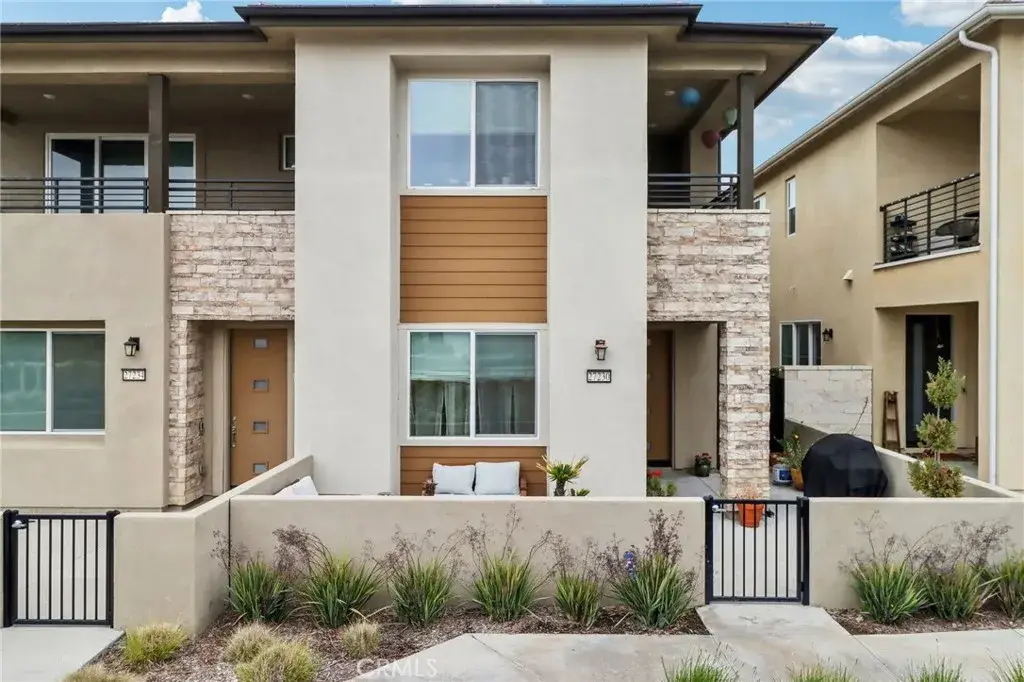 27230 Red Willow Court, Valencia, CA 91381 - #1