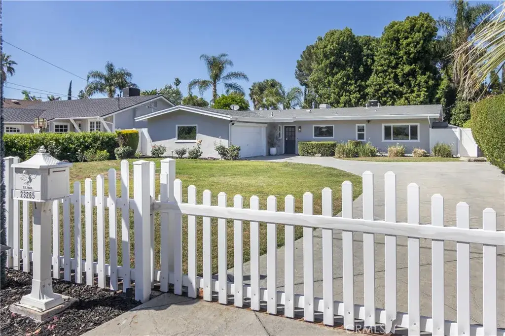 23265 Sylvan, Woodland Hills, CA 91367 - #1
