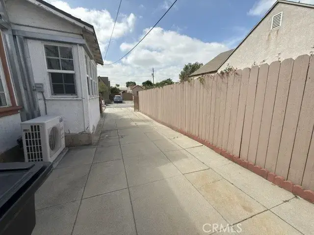 521 E Chestnut, Glendale, CA 91205 - #2