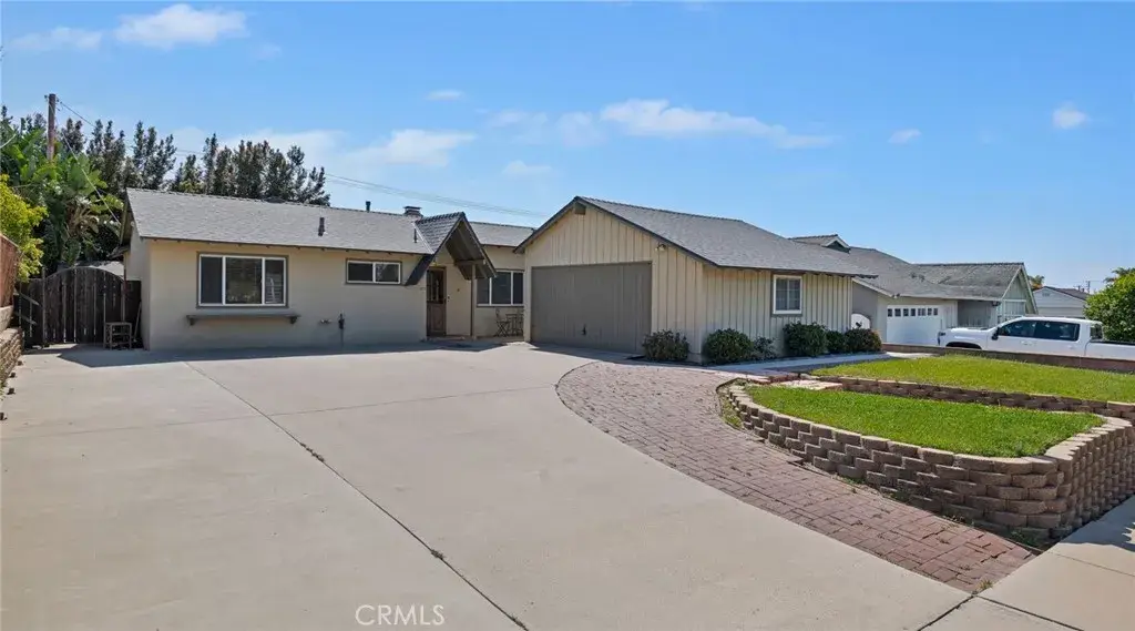 124 Hastings, San Buenaventura Ventura, CA 93003 - #1