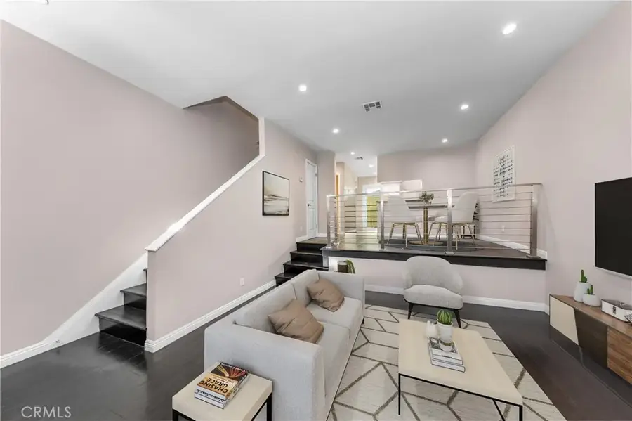 14937 Sherman Way #5, Van Nuys, CA 91405 - #3