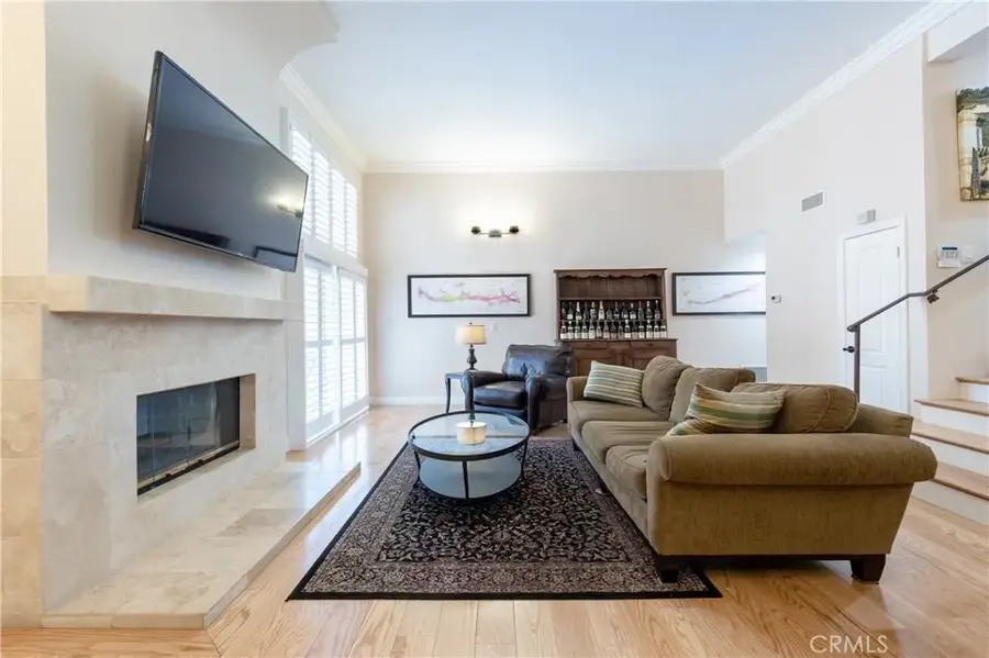 5477 Nestle Avenue #26, Tarzana, CA 91356 - #2