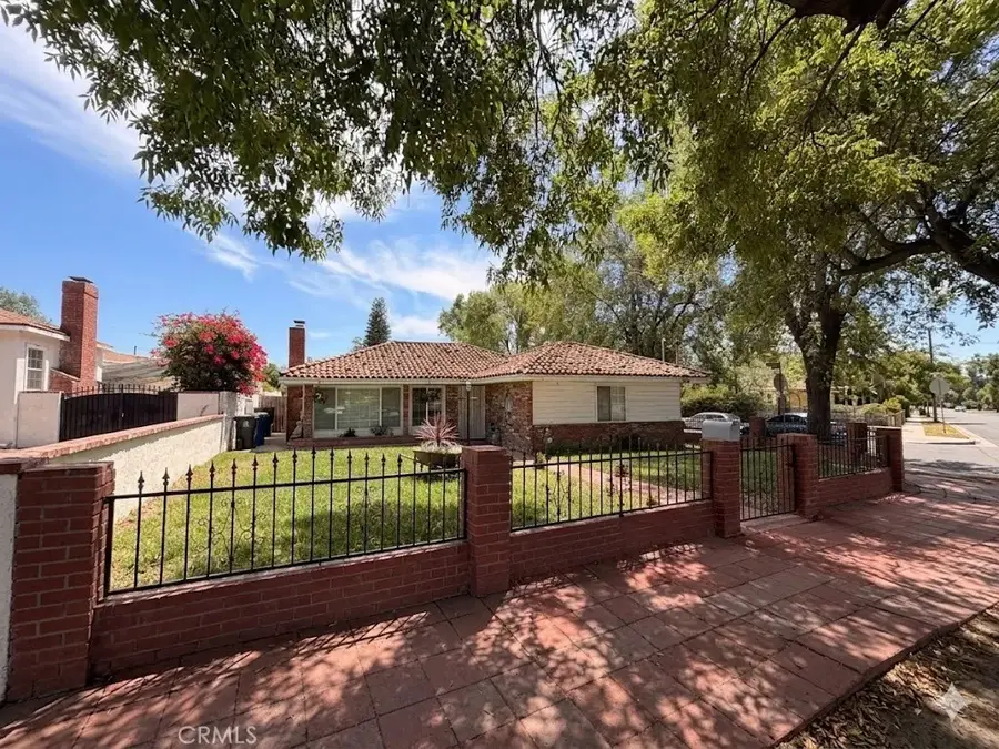 13888 Hubbard, Sylmar, CA 91342 - #2