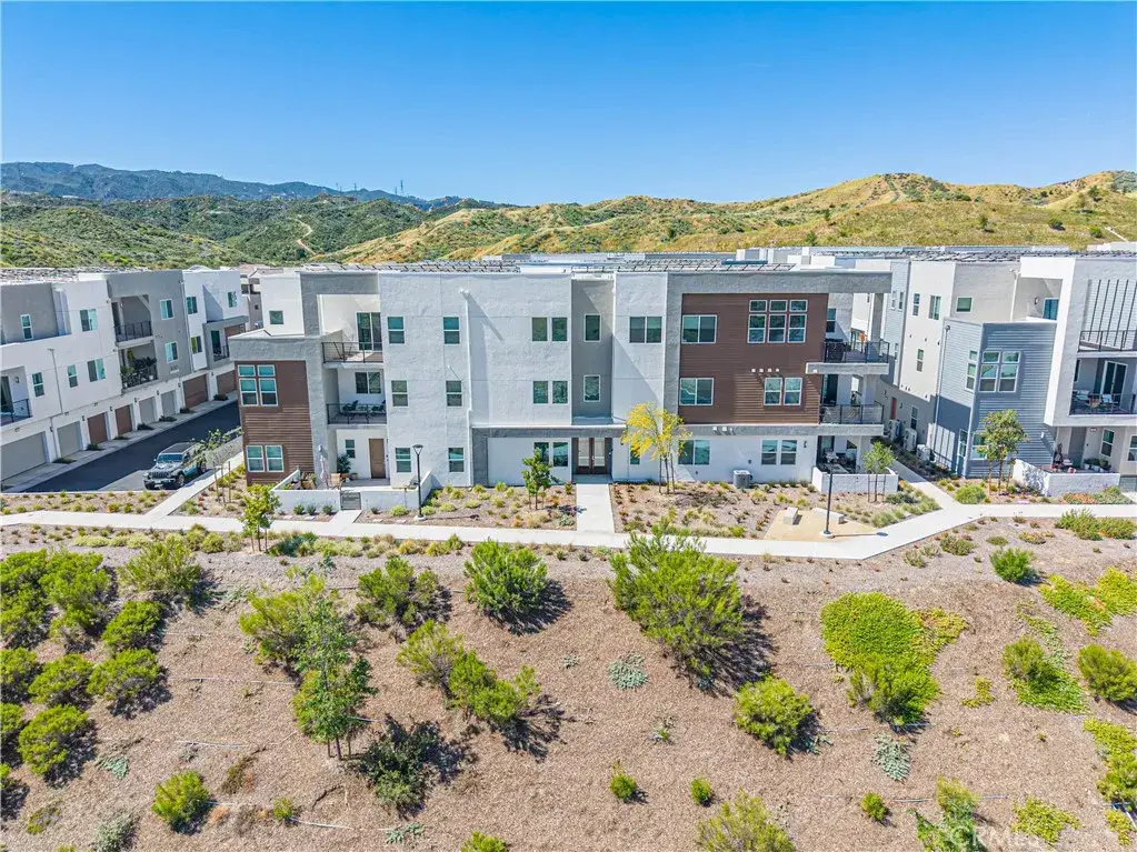 27212 Diamond Peak Lane #203, Valencia, CA 91381 - #1