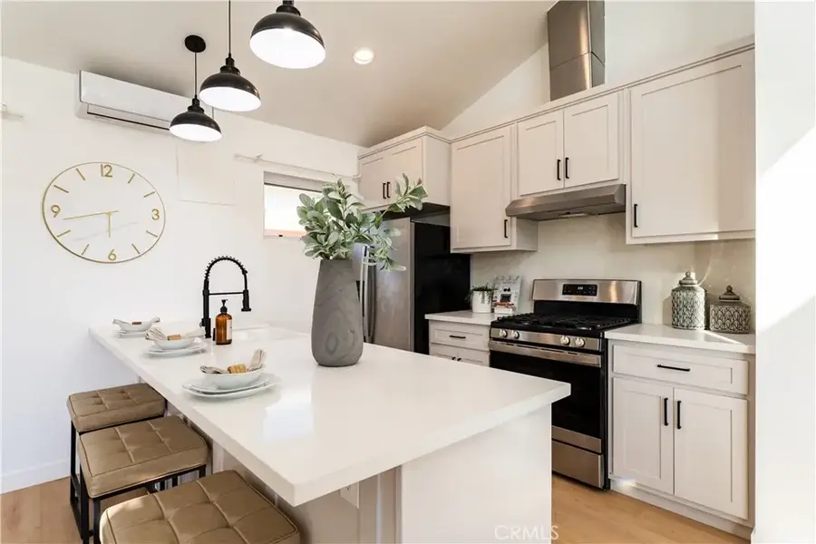 16124 San Fernando Mission, Granada Hills, CA 91344 - #3