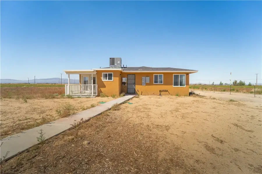 49040 70th West, Lancaster, CA 93536 - #2