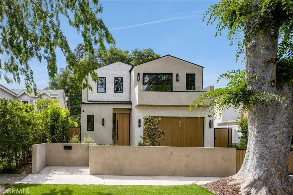 4245 Bellaire Avenue, Studio City, CA 91604 - #1