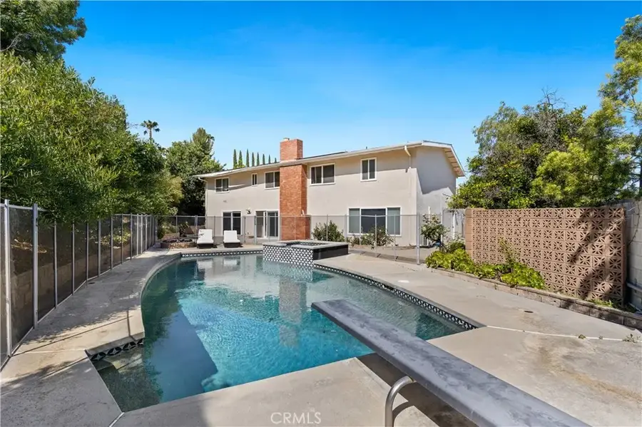 5931 Maury Avenue, Woodland Hills, CA 91367 - #2