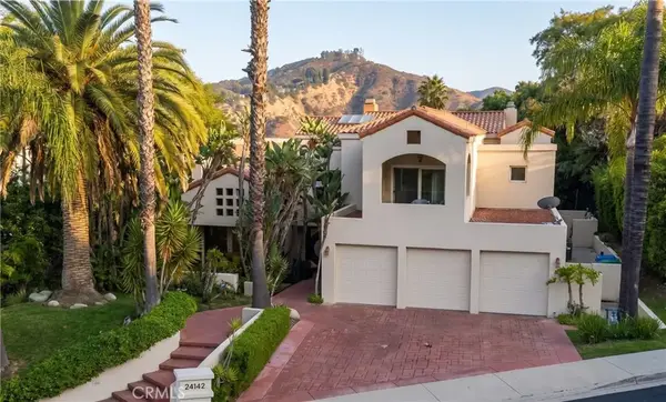 24142 Park Riviera, Calabasas, CA 91302