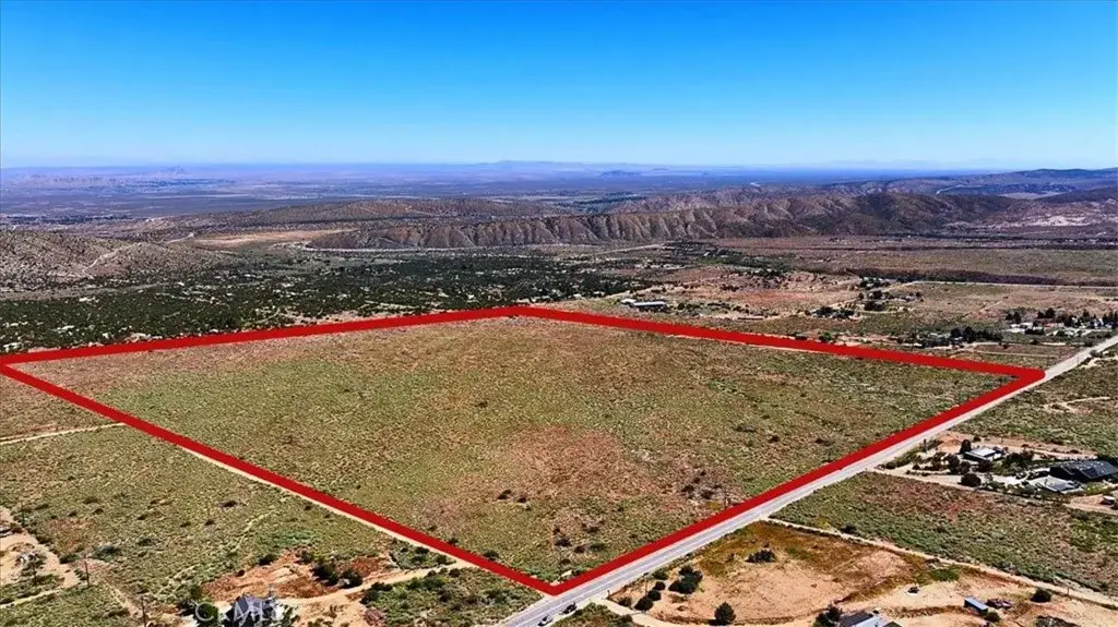 121 Juniper Hills, Juniper Hills, CA 93543 - #1