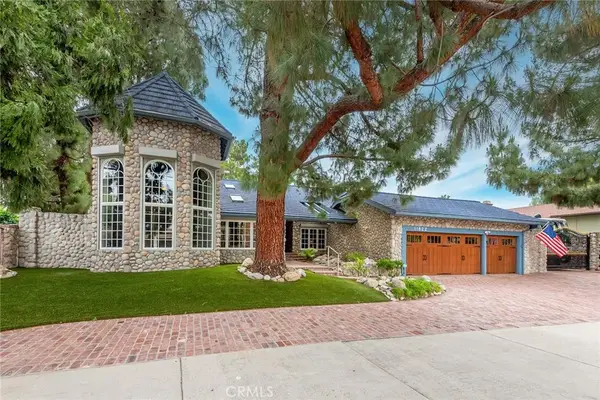 11822 Zelzah, Granada Hills, CA 91344