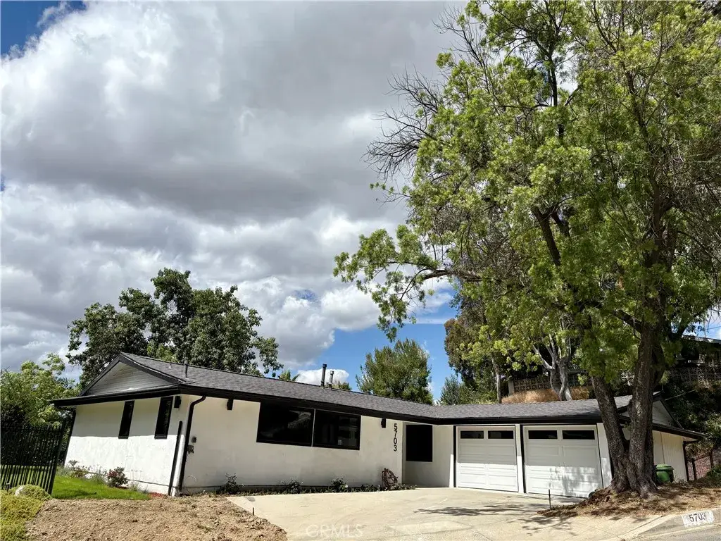 5703 Mcdonie, Woodland Hills, CA 91367 - #1